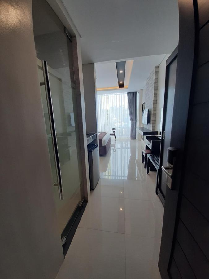 Winrich Hotel Lapu-Lapu City Exterior photo
