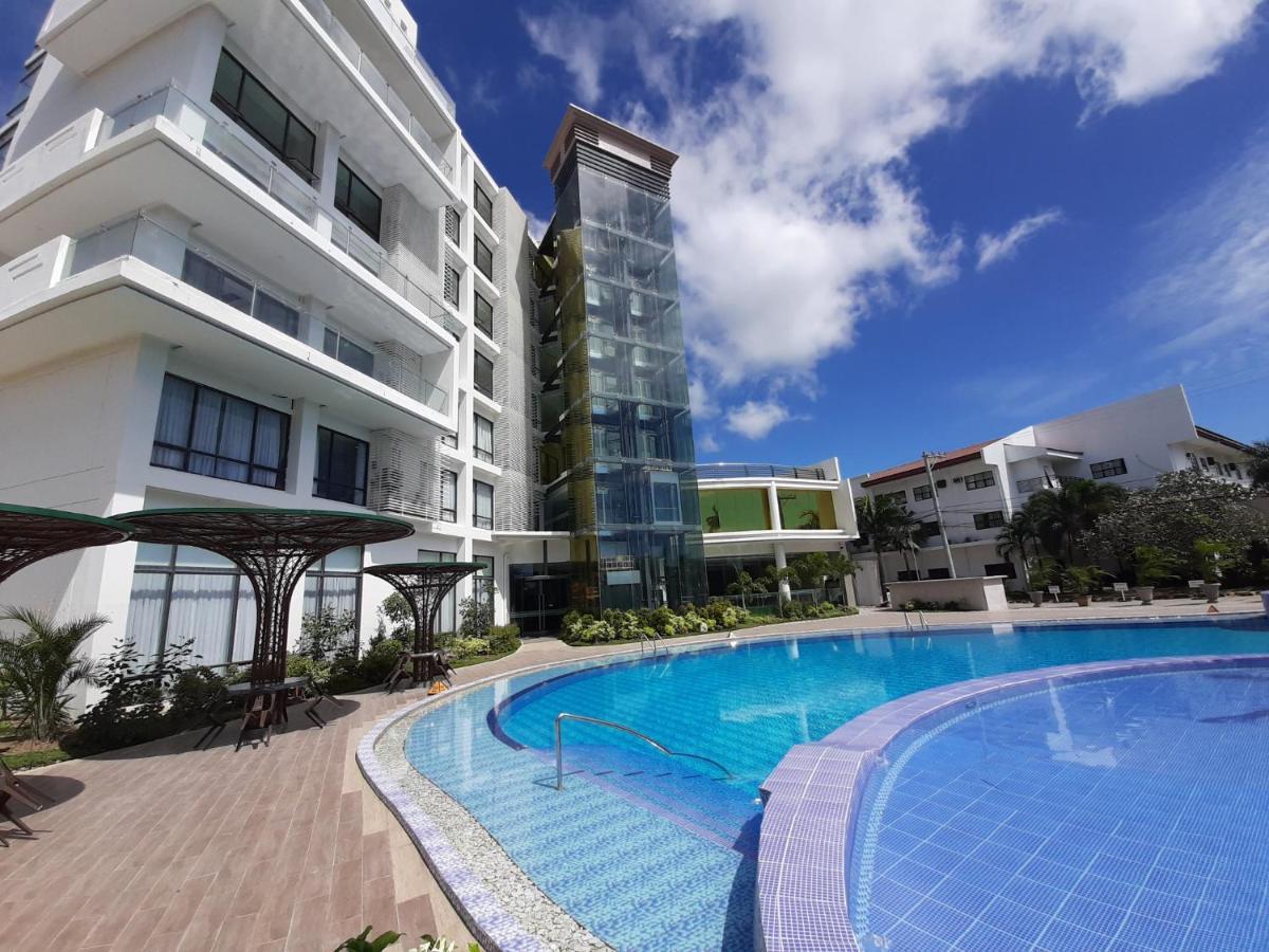 Winrich Hotel Lapu-Lapu City Exterior photo